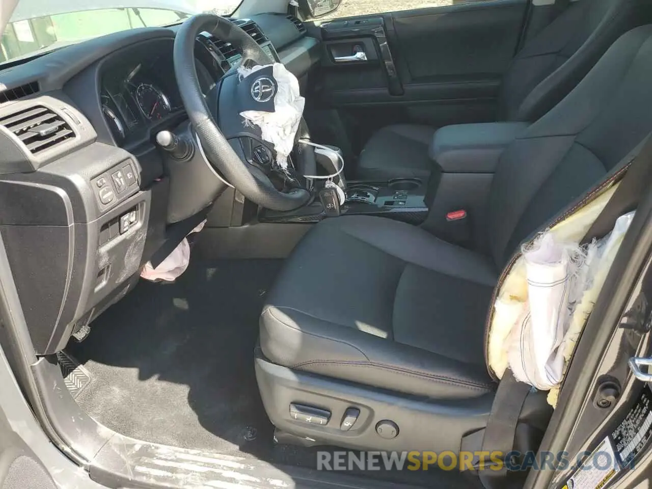 7 fotografías del automóvil dañado JTERU5JR7R6251139 TOYOTA 4RUNNER 2024