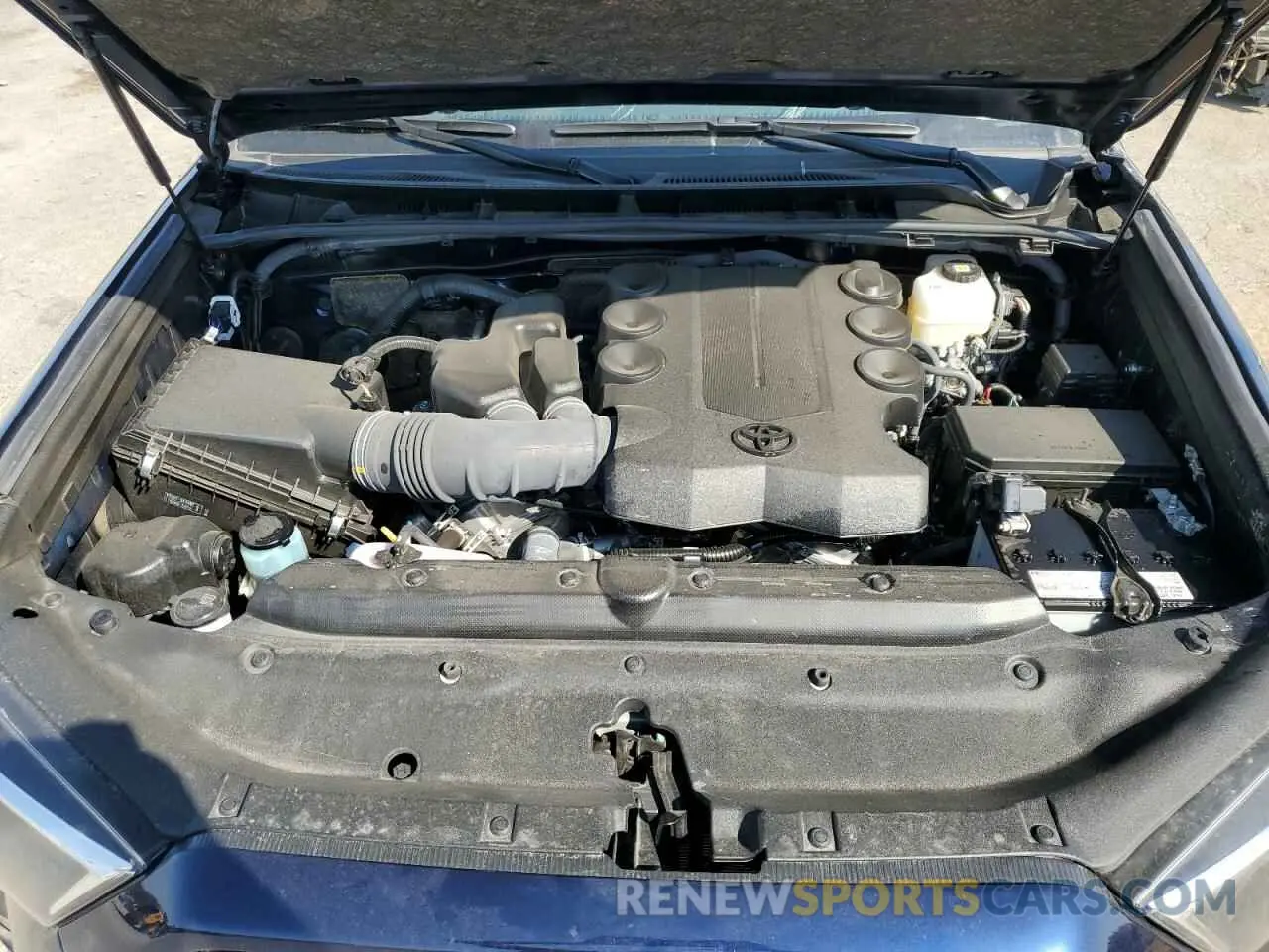 12 fotografías del automóvil dañado JTERU5JR7R6260987 TOYOTA 4RUNNER 2024