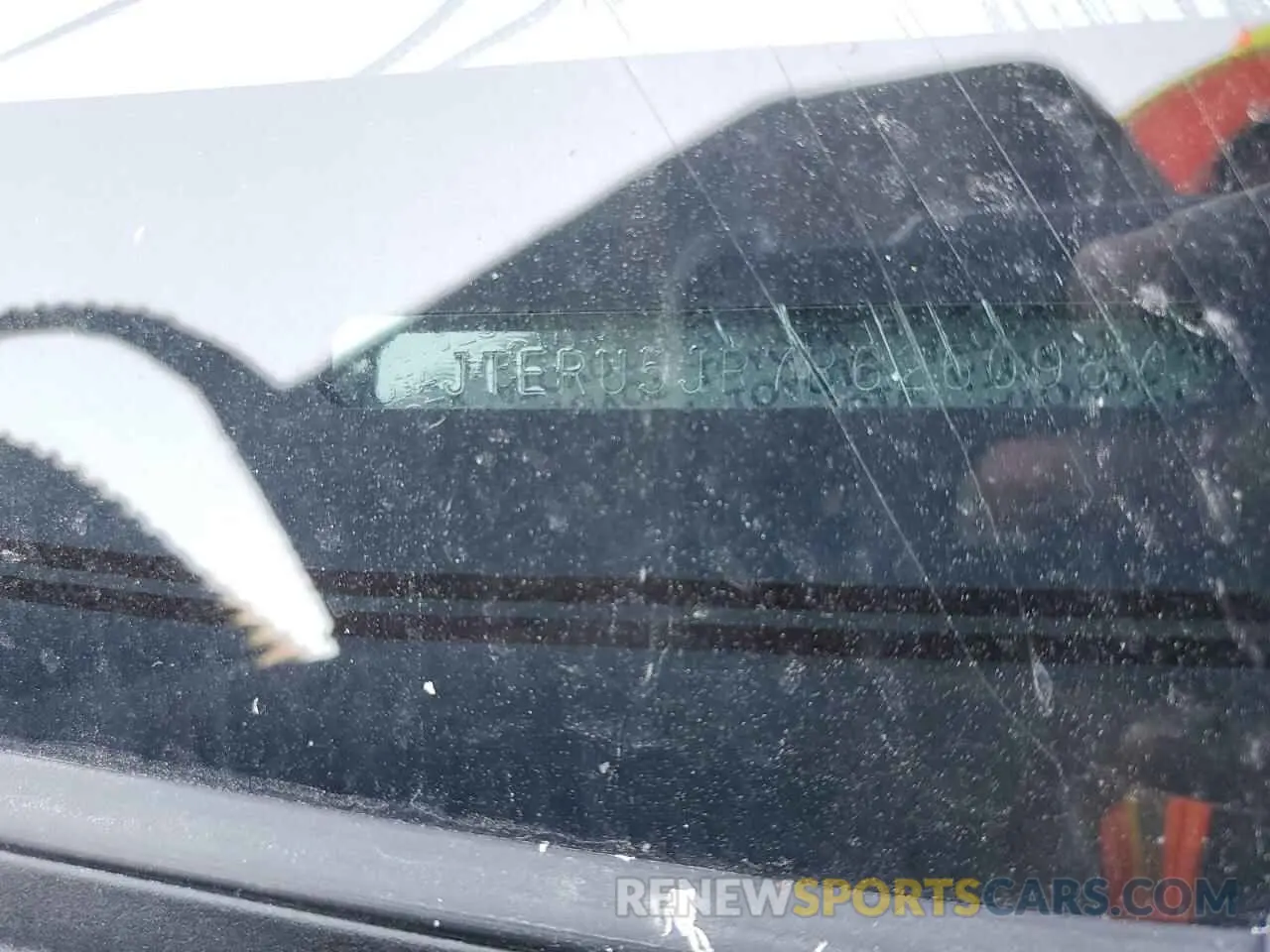 14 fotografías del automóvil dañado JTERU5JR7R6260987 TOYOTA 4RUNNER 2024
