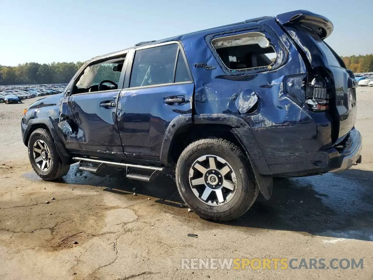 2 fotografías del automóvil dañado JTERU5JR7R6260987 TOYOTA 4RUNNER 2024