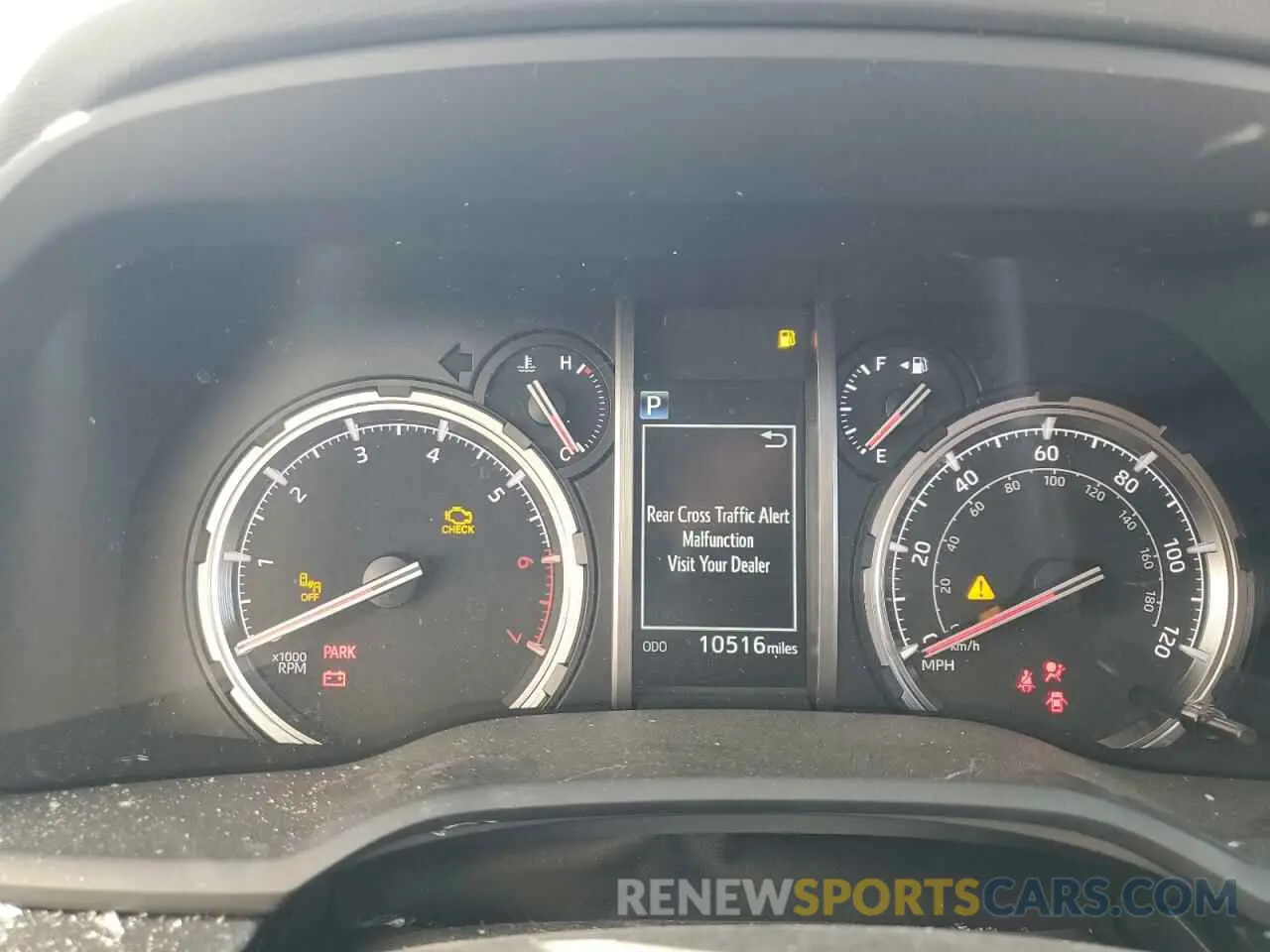 9 fotografías del automóvil dañado JTERU5JR7R6260987 TOYOTA 4RUNNER 2024