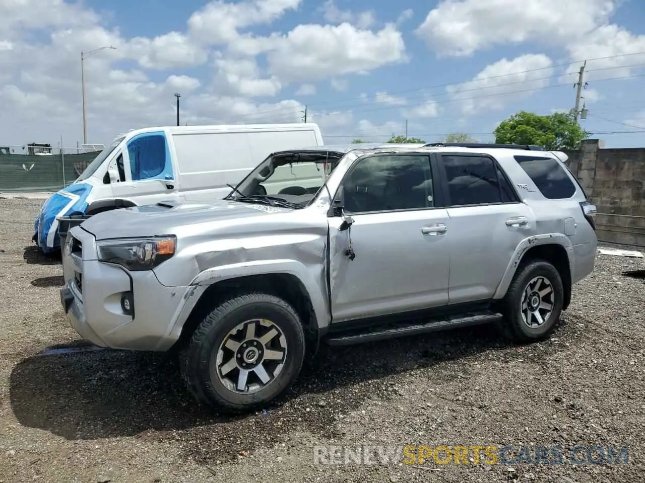 1 fotografías del automóvil dañado JTERU5JR7R6262870 TOYOTA 4RUNNER 2024