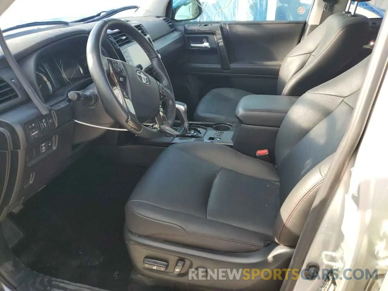 7 fotografías del automóvil dañado JTERU5JR7R6262870 TOYOTA 4RUNNER 2024