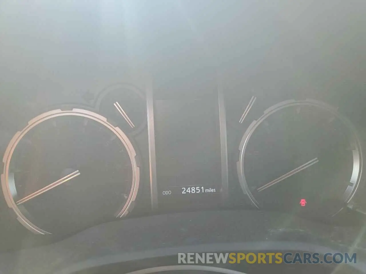 9 fotografías del automóvil dañado JTERU5JR7R6262870 TOYOTA 4RUNNER 2024