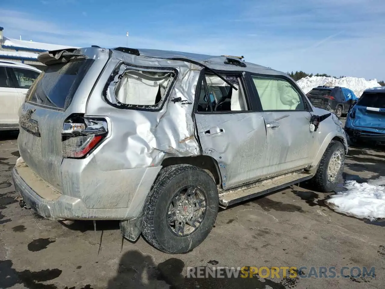3 fotografías del automóvil dañado JTERU5JR7R6293407 TOYOTA 4RUNNER 2024