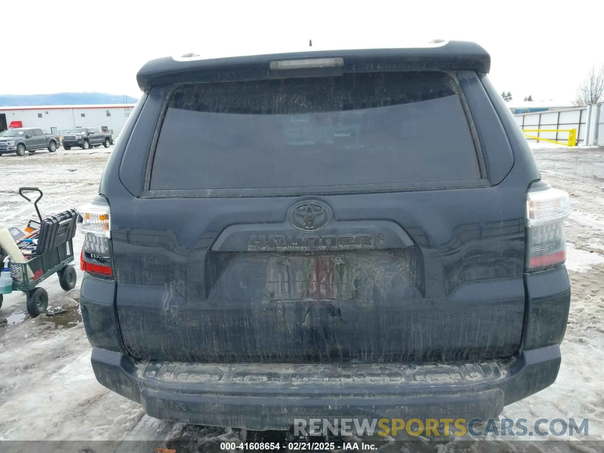 15 fotografías del automóvil dañado JTERU5JR8R6241560 TOYOTA 4RUNNER 2024