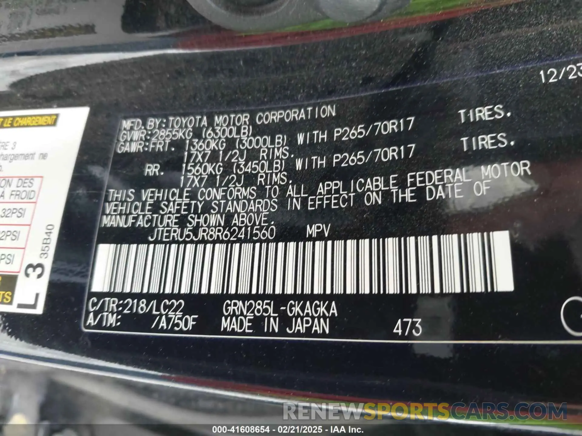 9 fotografías del automóvil dañado JTERU5JR8R6241560 TOYOTA 4RUNNER 2024