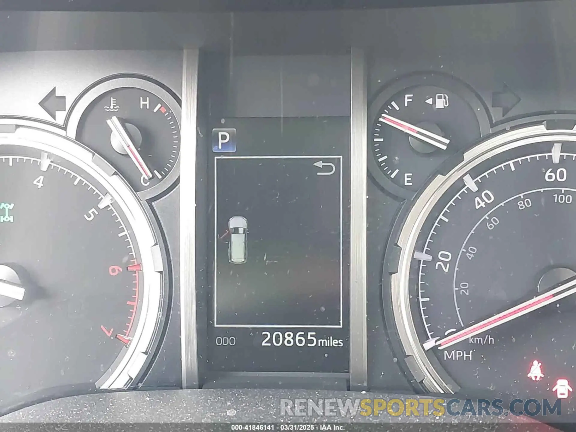 15 fotografías del automóvil dañado JTERU5JR9R6221883 TOYOTA 4RUNNER 2024