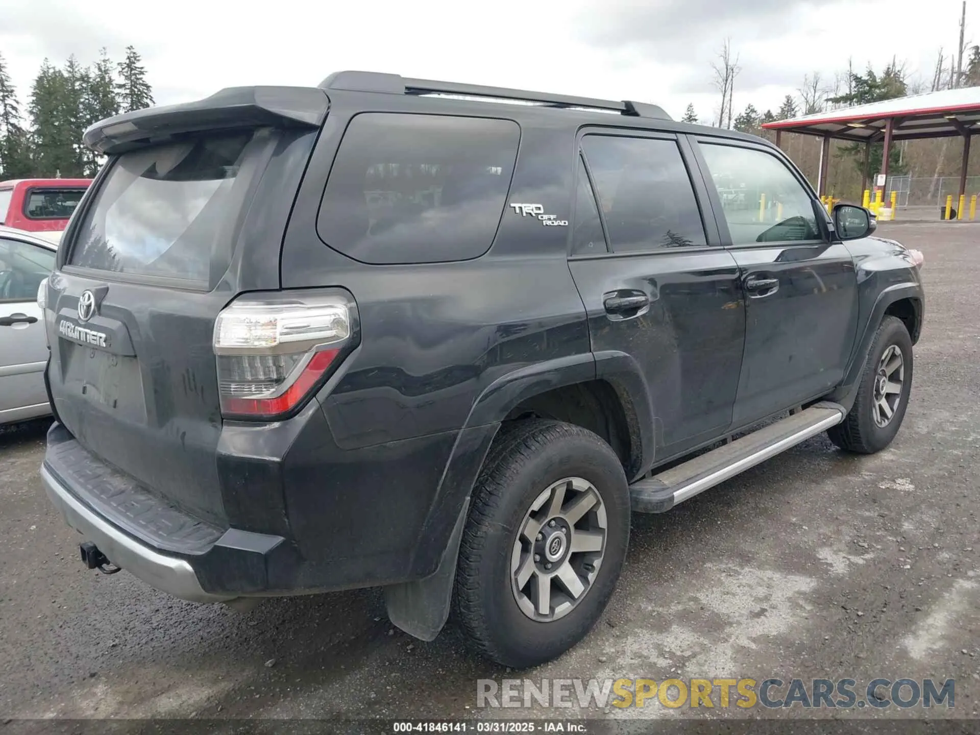 4 fotografías del automóvil dañado JTERU5JR9R6221883 TOYOTA 4RUNNER 2024
