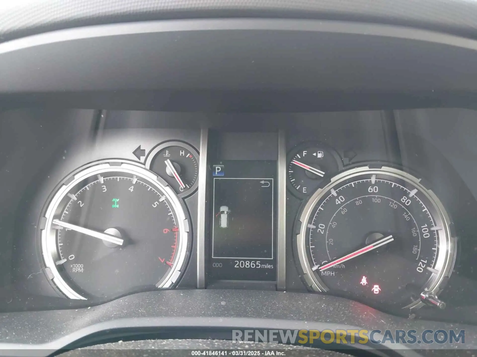 7 fotografías del automóvil dañado JTERU5JR9R6221883 TOYOTA 4RUNNER 2024
