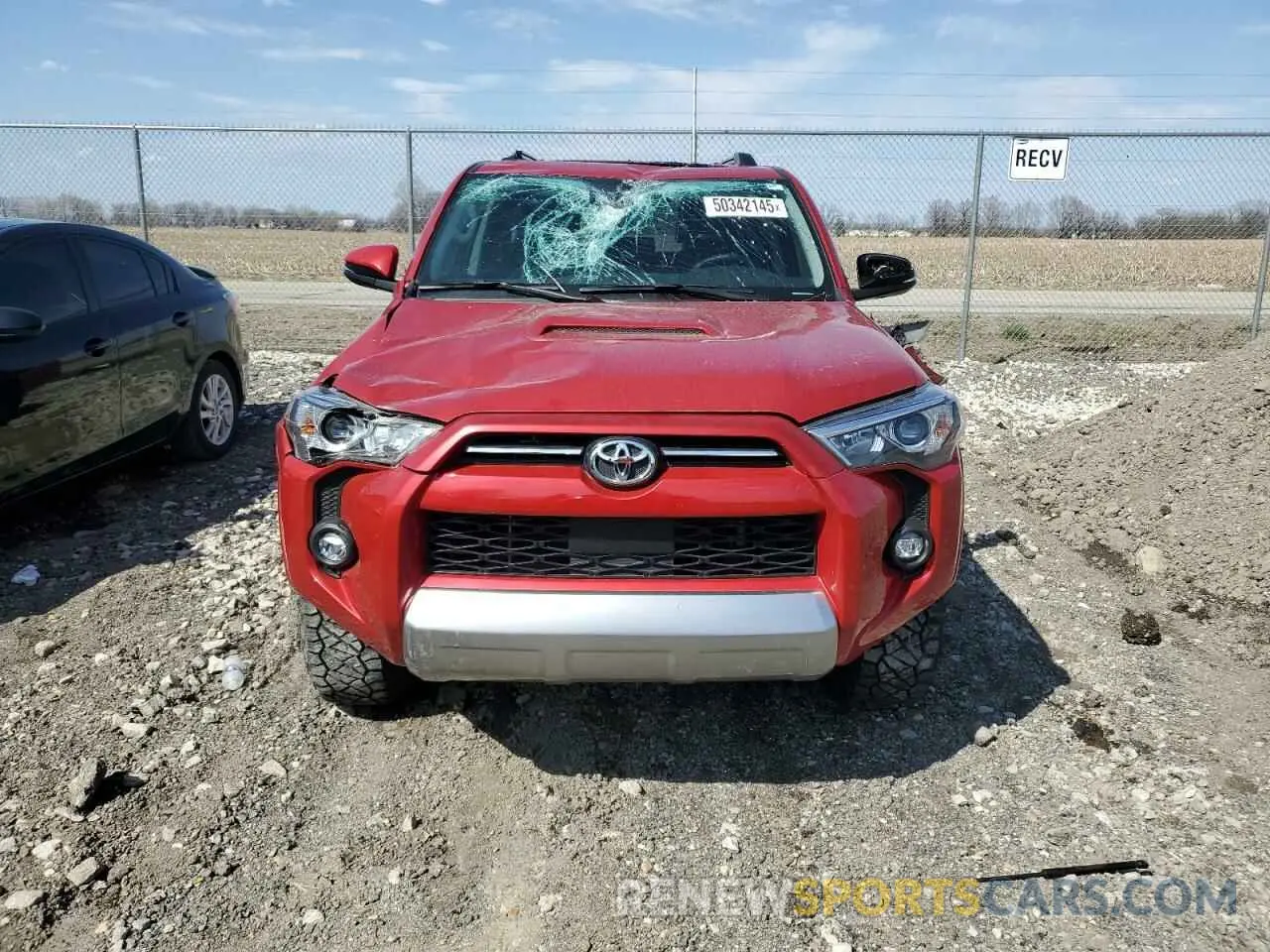 5 fotografías del automóvil dañado JTERU5JR9R6222306 TOYOTA 4RUNNER 2024