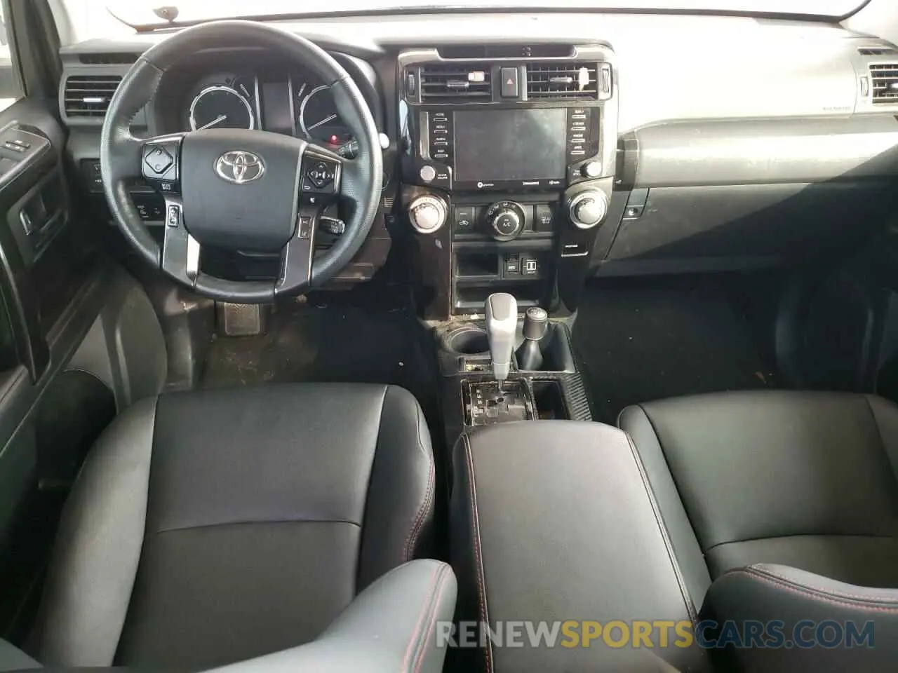 8 fotografías del automóvil dañado JTERU5JR9R6256472 TOYOTA 4RUNNER 2024