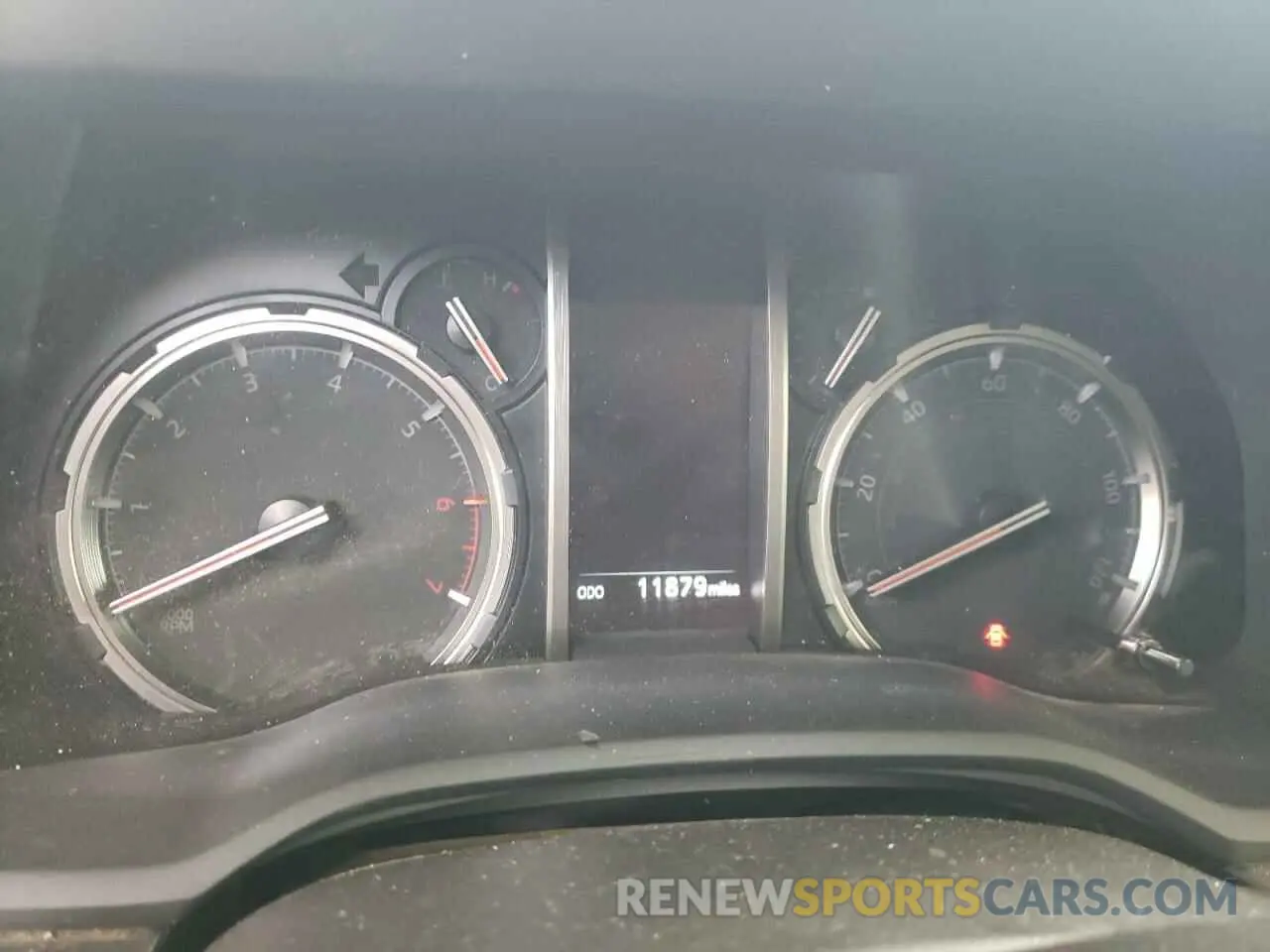 9 fotografías del automóvil dañado JTERU5JR9R6256472 TOYOTA 4RUNNER 2024