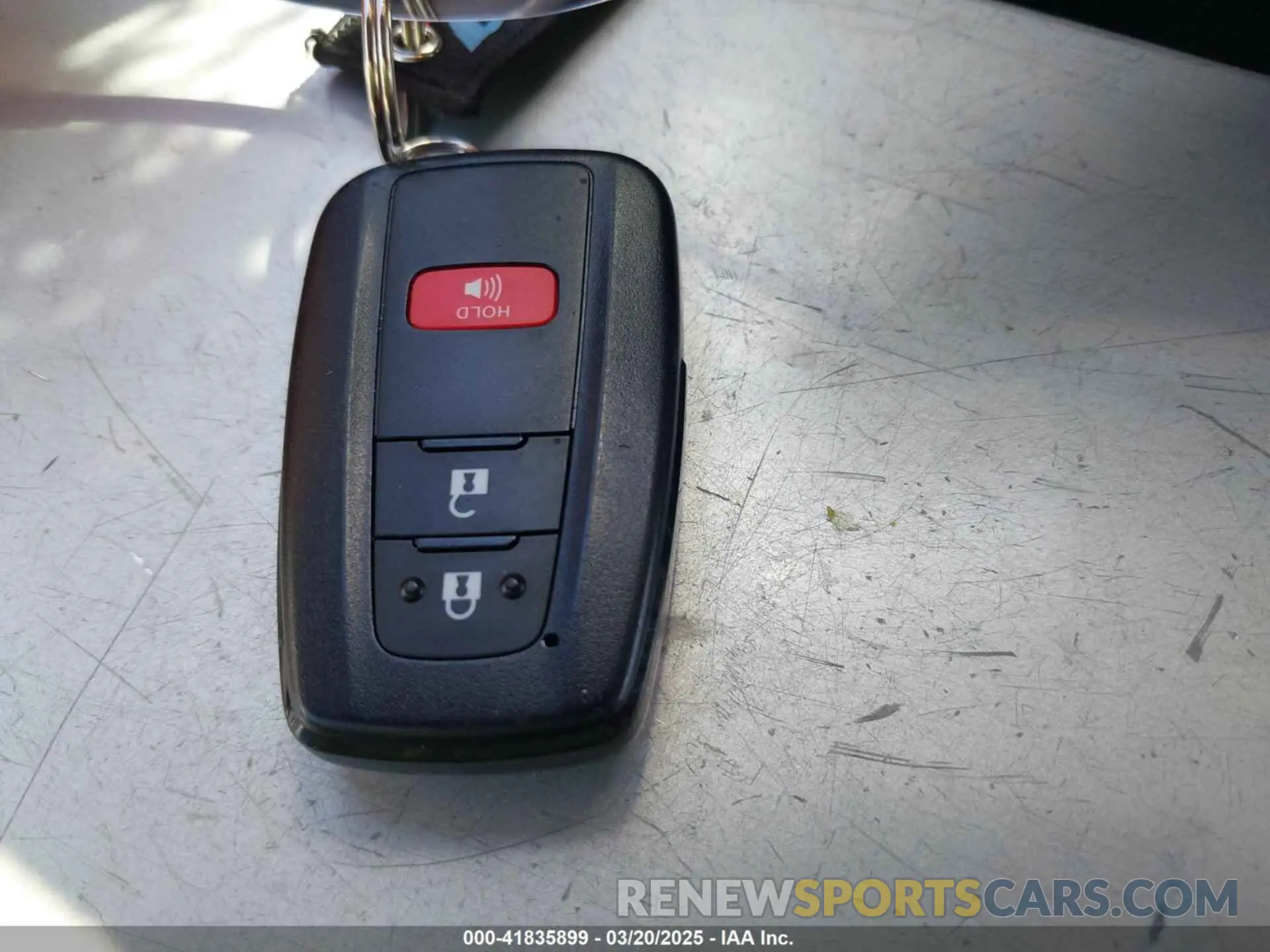 11 fotografías del automóvil dañado JTERU5JRXR6293448 TOYOTA 4RUNNER 2024