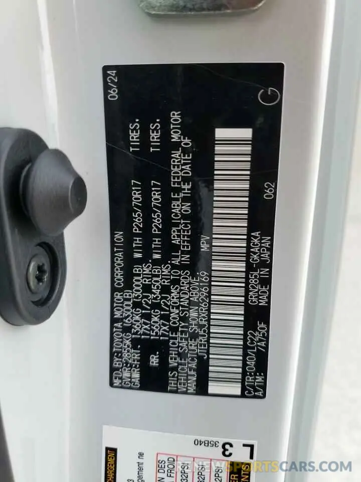 13 fotografías del automóvil dañado JTERU5JRXR6296169 TOYOTA 4RUNNER 2024