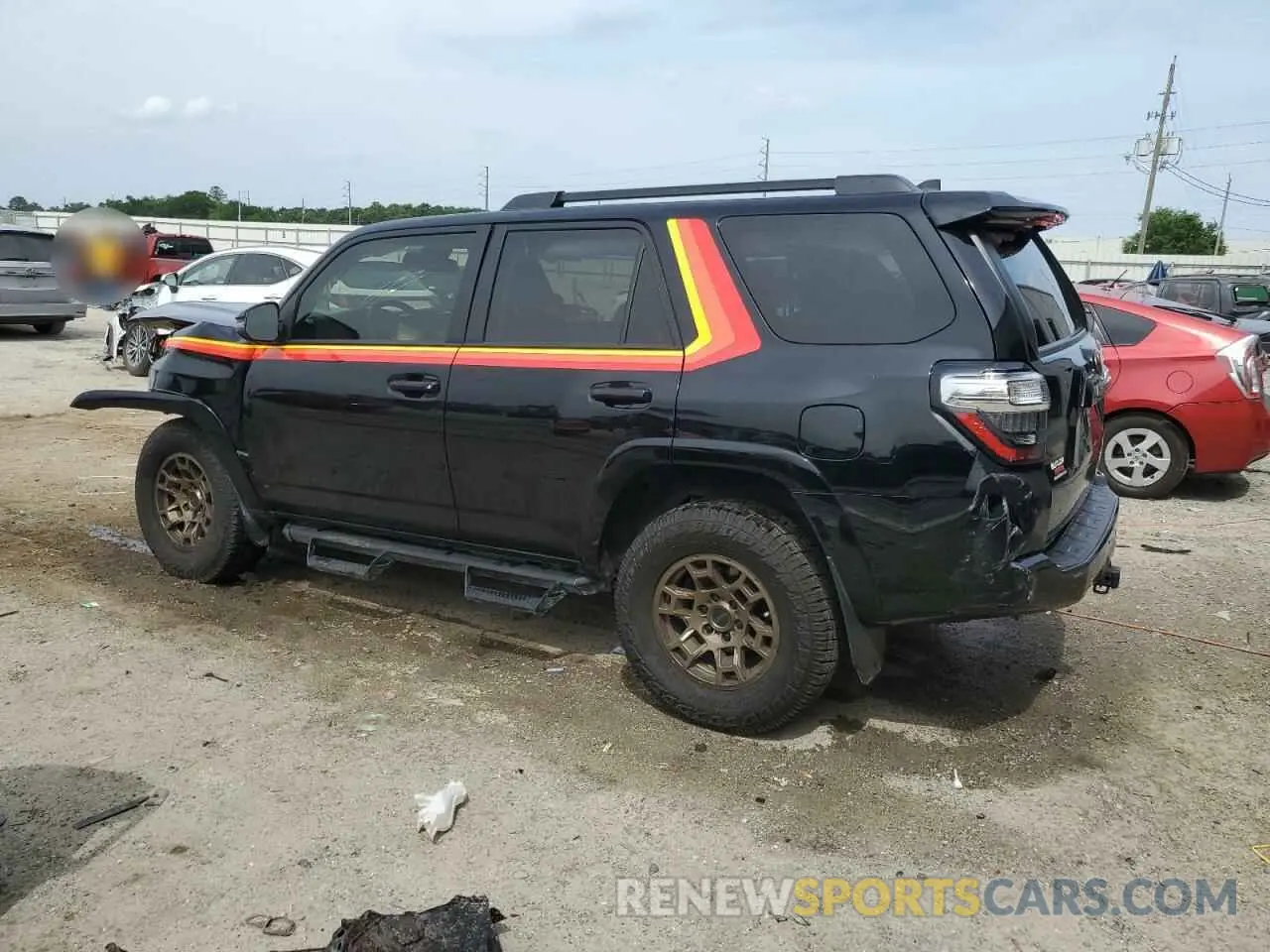 2 fotografías del automóvil dañado JTEUU5JR6P6100235 TOYOTA 4RUNNER 40 2023