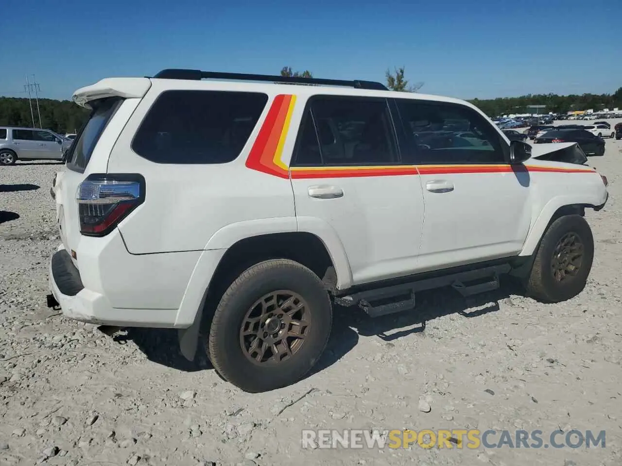 3 fotografías del automóvil dañado JTEUU5JR9P6093927 TOYOTA 4RUNNER 40 2023