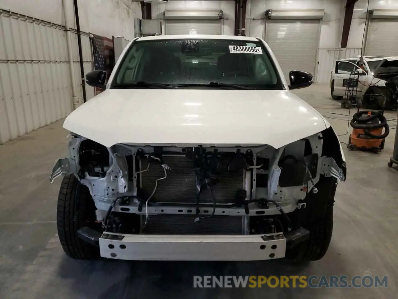 5 fotografías del automóvil dañado JTEUU5JRXP6185693 TOYOTA 4RUNNER 40 2023