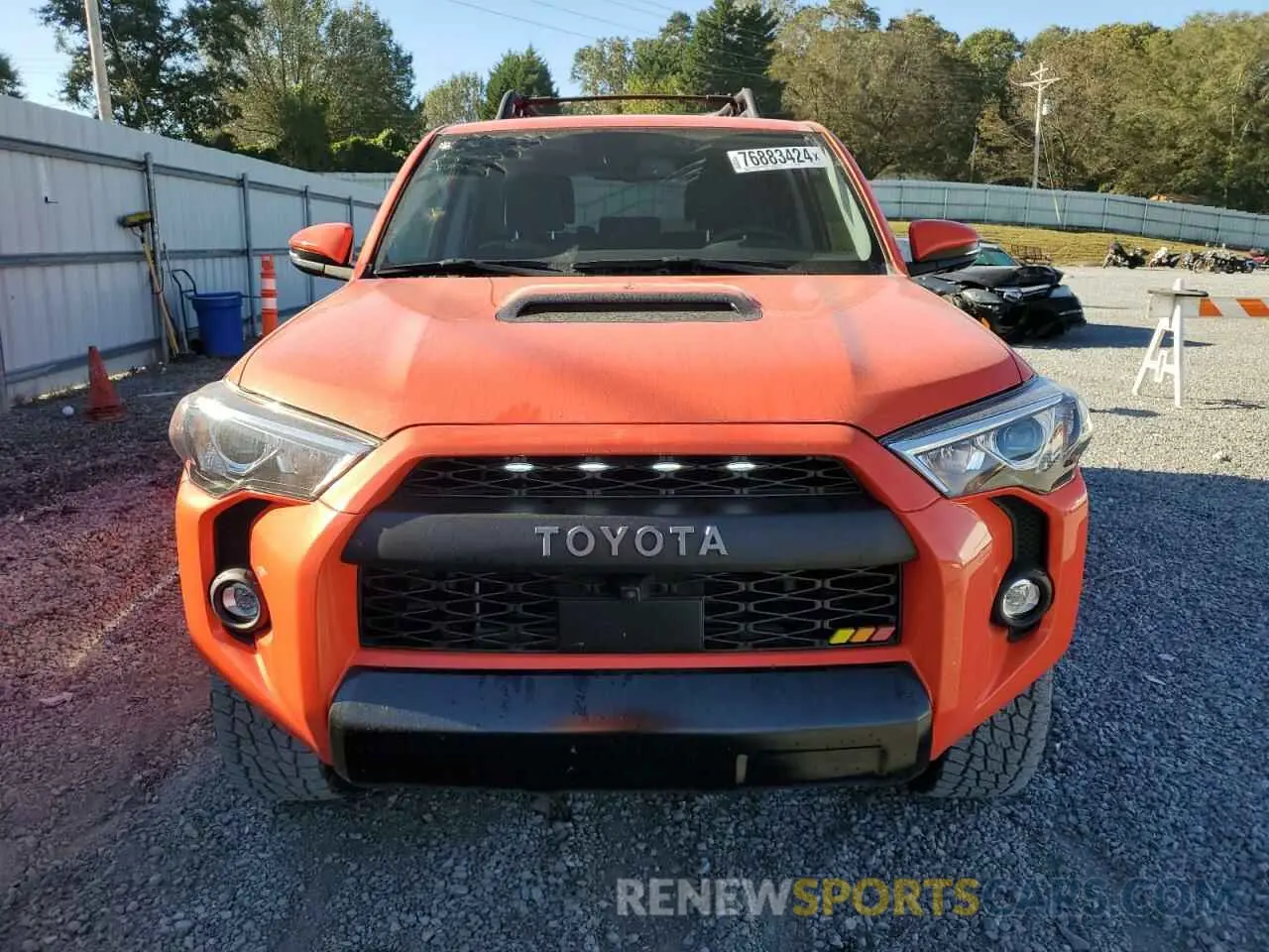 5 fotografías del automóvil dañado JTELU5JR3P6141532 TOYOTA 4RUNNER SE 2023