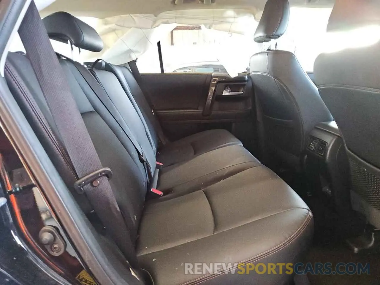 11 fotografías del automóvil dañado JTELU5JR8P6123060 TOYOTA 4RUNNER SE 2023