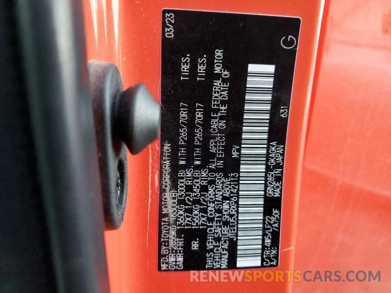13 fotografías del automóvil dañado JTELU5JRXP6142113 TOYOTA 4RUNNER SE 2023