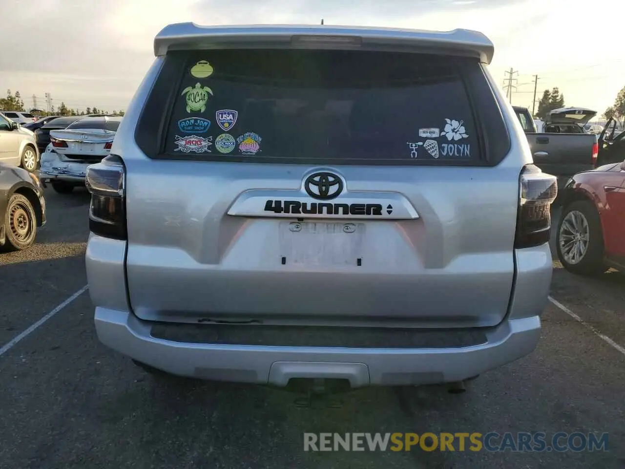 6 fotografías del automóvil dañado JTEMU5JR4P6155010 TOYOTA 4RUNNER SE 2023