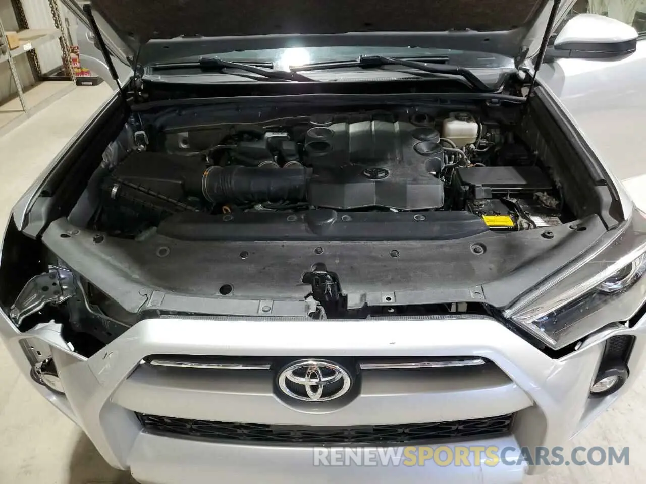12 fotografías del automóvil dañado JTEMU5JR6P6118556 TOYOTA 4RUNNER SE 2023