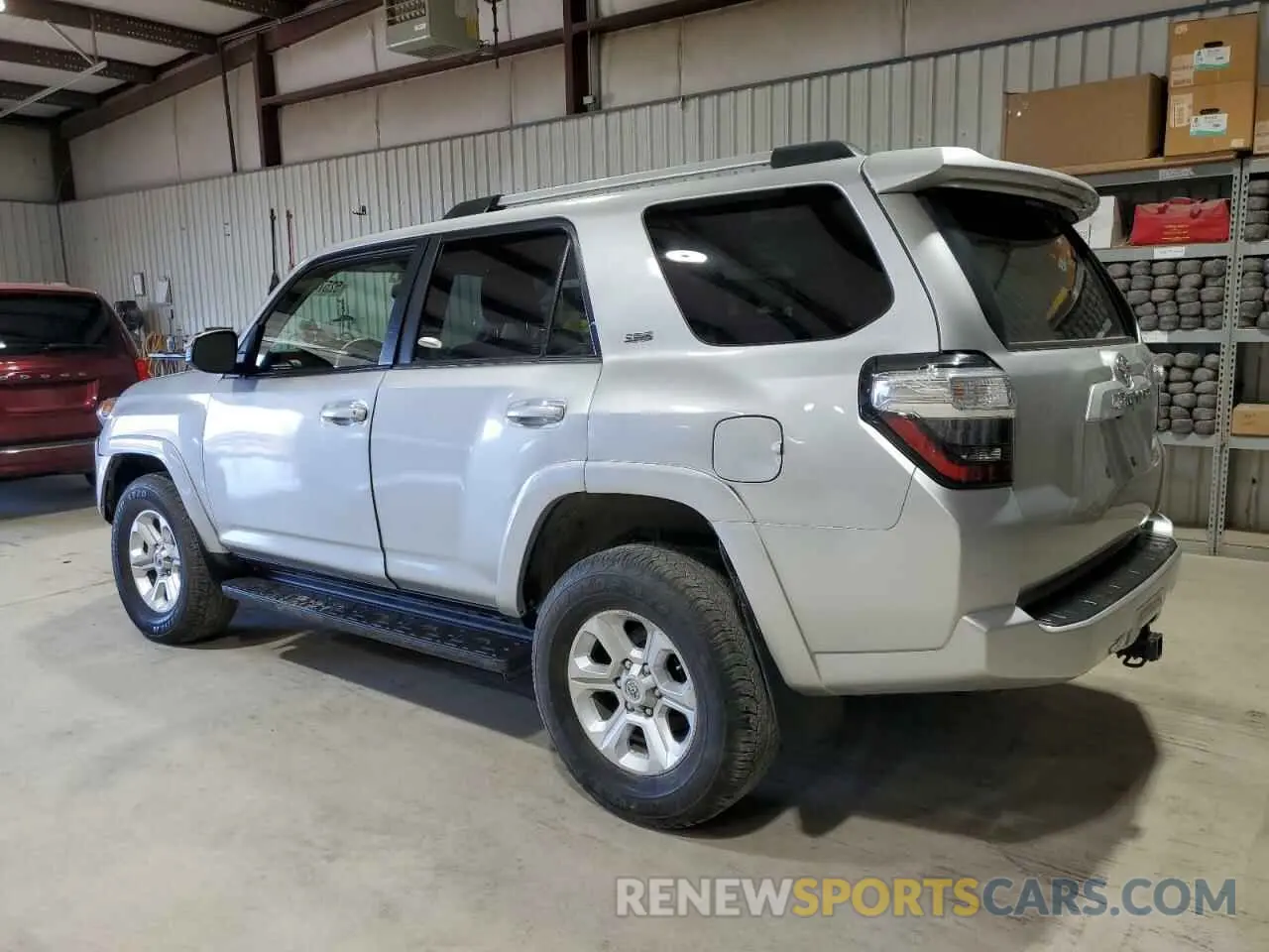 2 fotografías del automóvil dañado JTEMU5JR6P6118556 TOYOTA 4RUNNER SE 2023