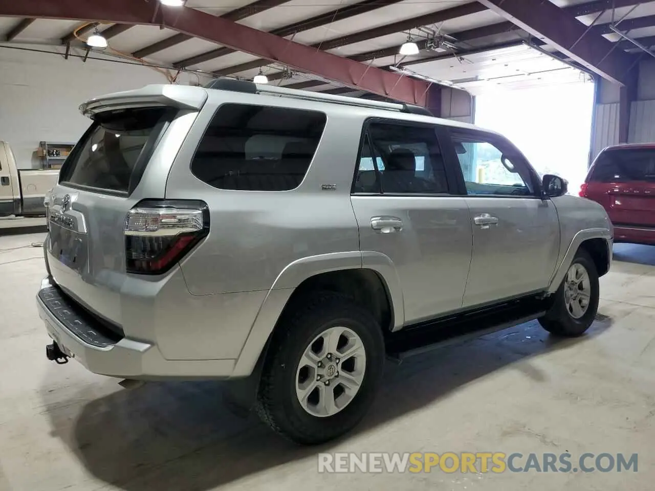 3 fotografías del automóvil dañado JTEMU5JR6P6118556 TOYOTA 4RUNNER SE 2023