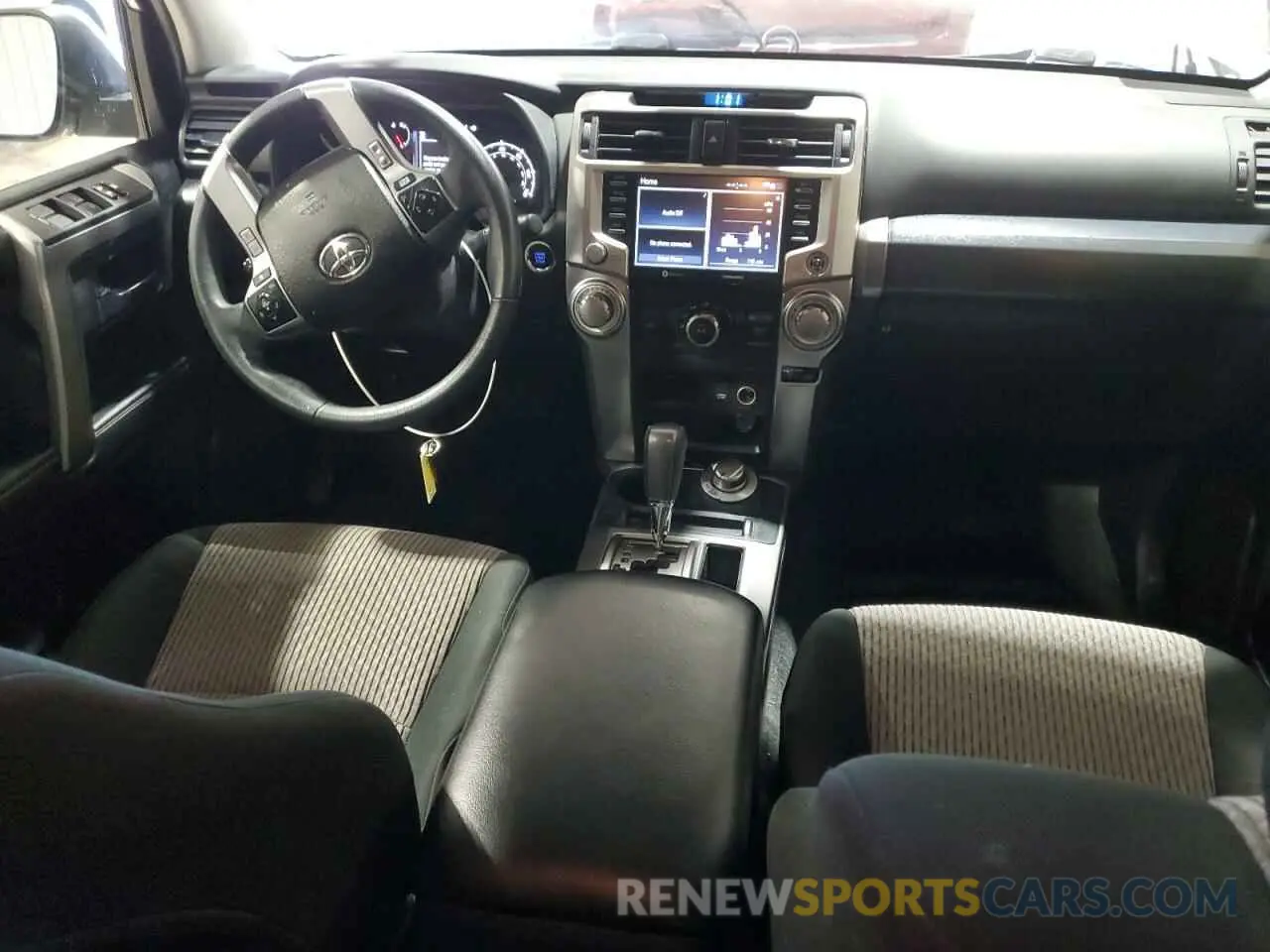8 fotografías del automóvil dañado JTEMU5JR6P6118556 TOYOTA 4RUNNER SE 2023