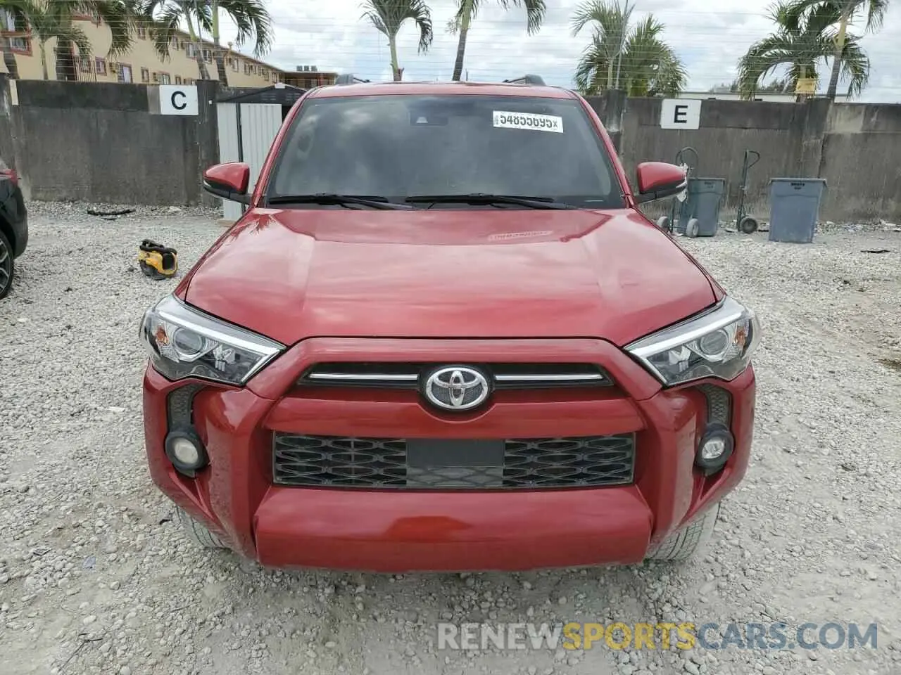 5 fotografías del automóvil dañado JTENU5JR1P6090671 TOYOTA 4RUNNER SE 2023