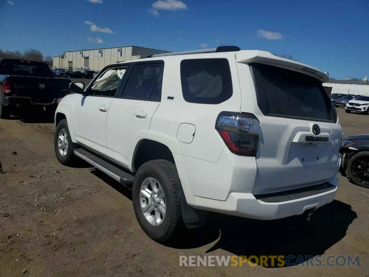 2 fotografías del automóvil dañado JTENU5JR4P6123257 TOYOTA 4RUNNER SE 2023