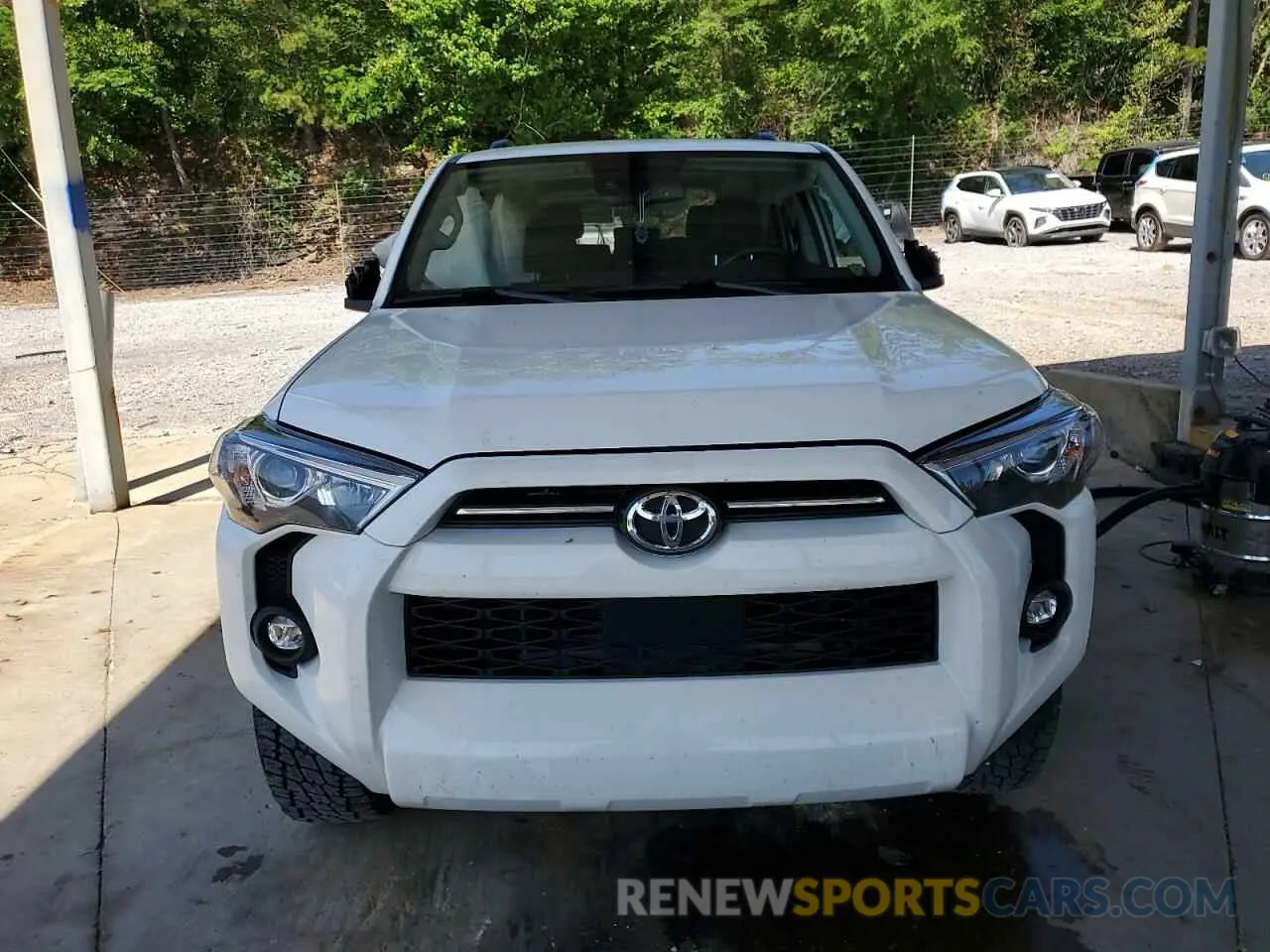 5 fotografías del automóvil dañado JTENU5JR7P6103309 TOYOTA 4RUNNER SE 2023