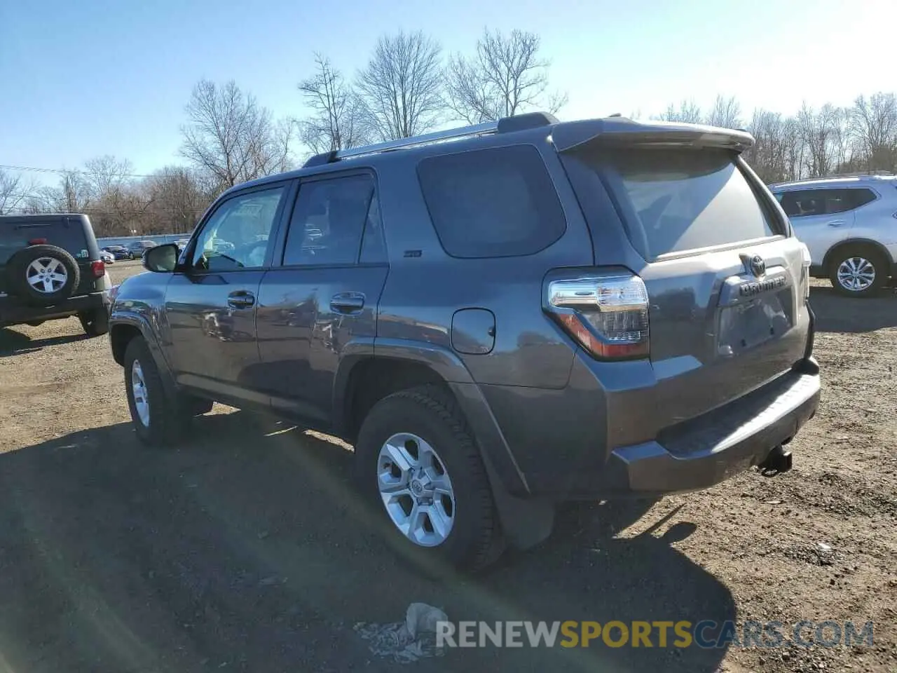 2 fotografías del automóvil dañado JTENU5JRXP6127944 TOYOTA 4RUNNER SE 2023