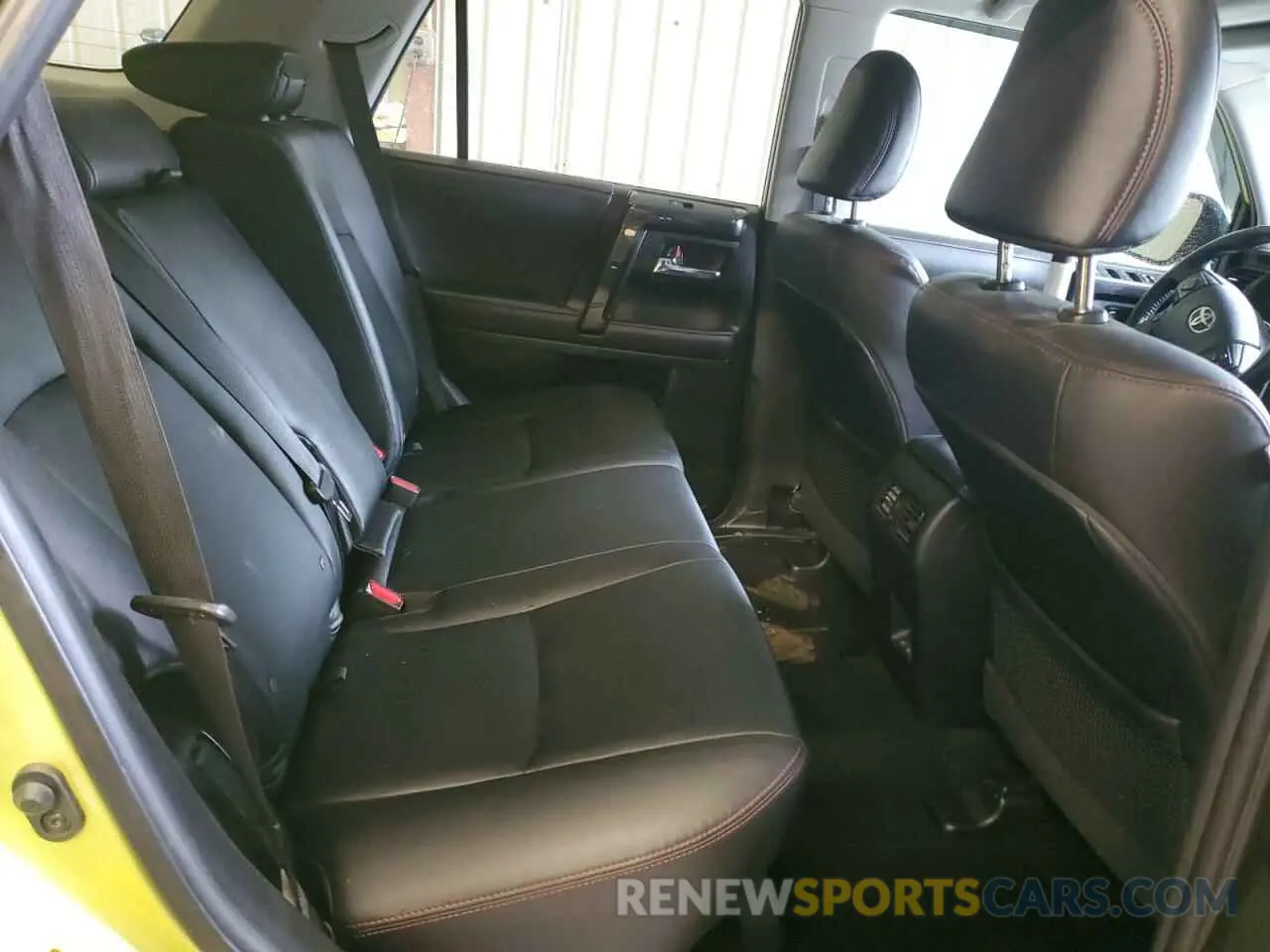 12 fotografías del automóvil dañado JTERU5JR1P6098738 TOYOTA 4RUNNER SE 2023