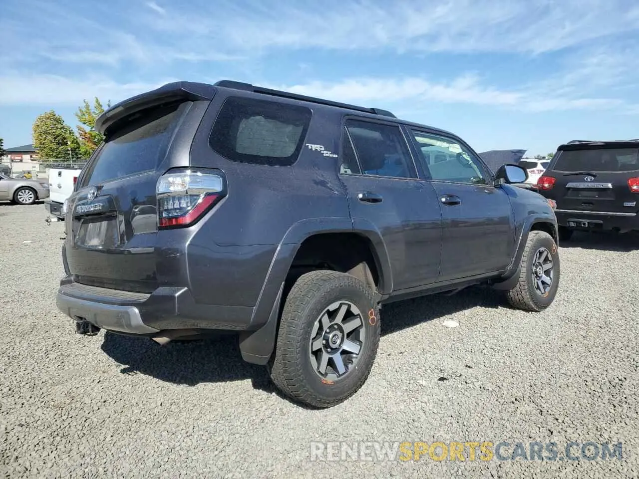 3 fotografías del automóvil dañado JTERU5JR2P6099395 TOYOTA 4RUNNER SE 2023