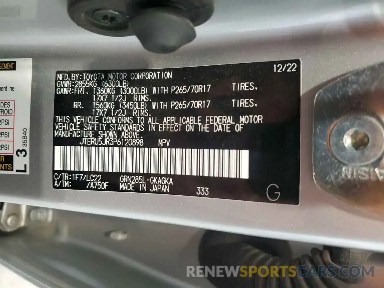 13 fotografías del automóvil dañado JTERU5JR3P6120898 TOYOTA 4RUNNER SE 2023