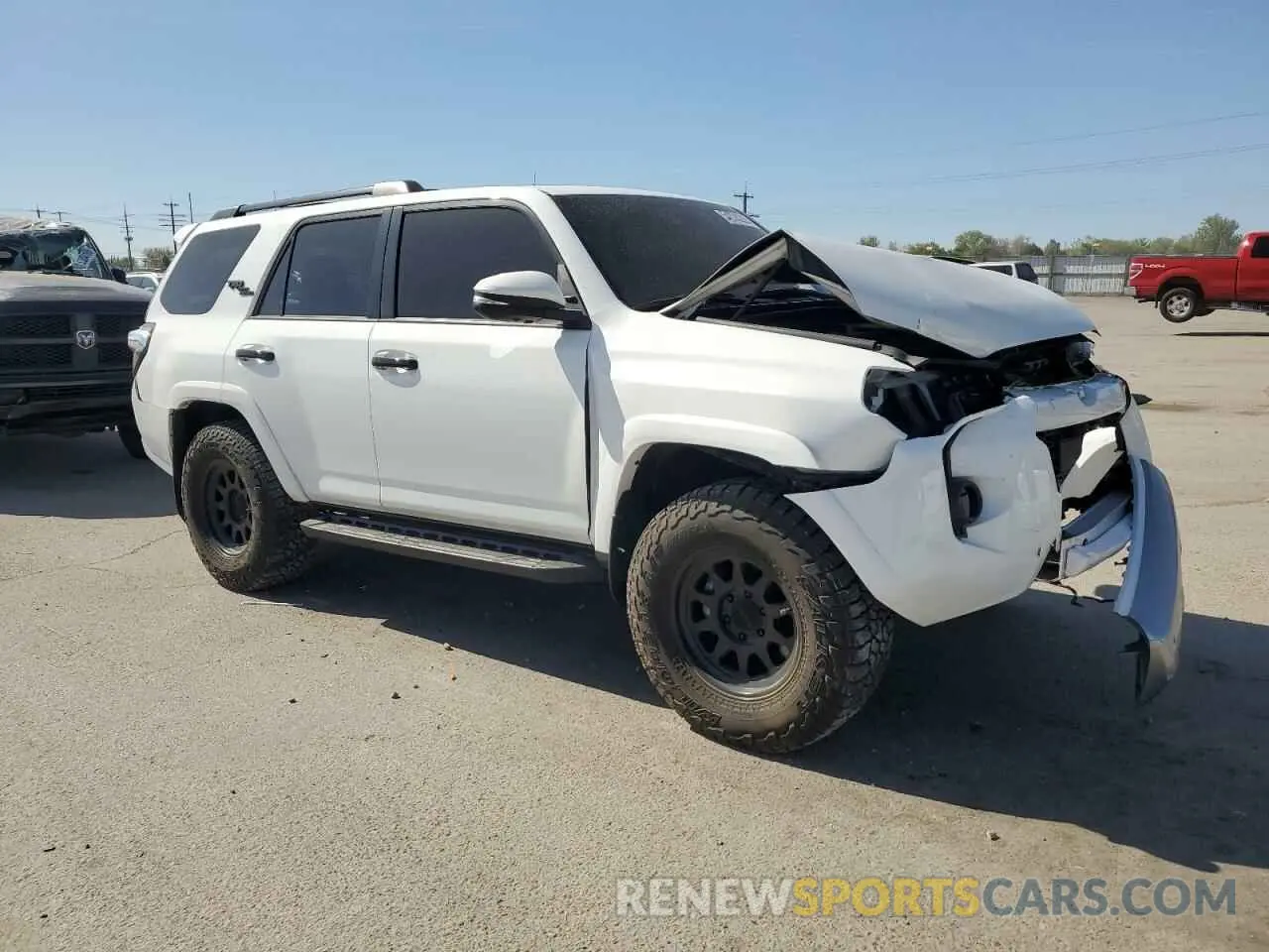 4 fotografías del automóvil dañado JTERU5JR6P6089162 TOYOTA 4RUNNER SE 2023