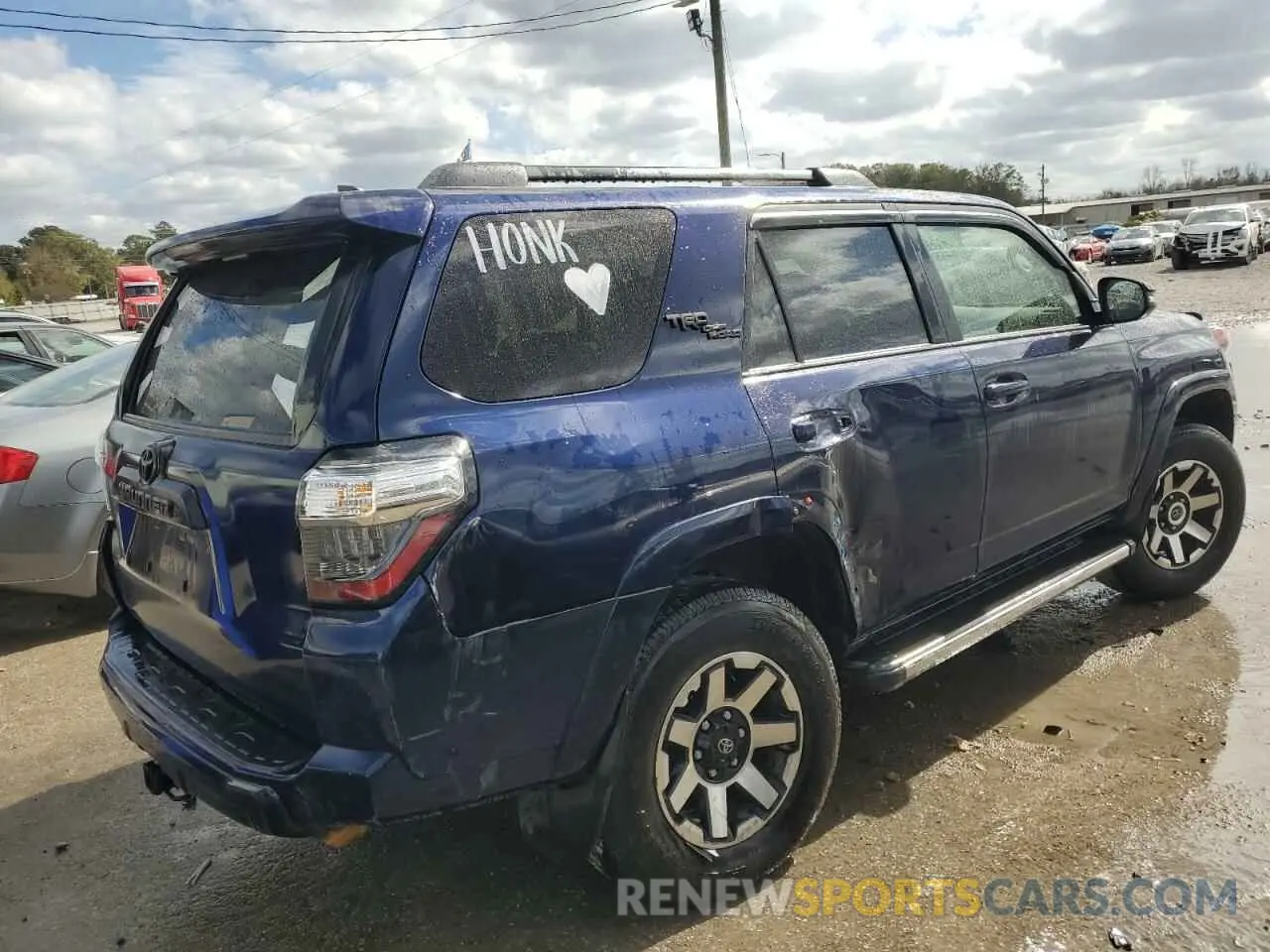 3 fotografías del automóvil dañado JTERU5JR6P6107675 TOYOTA 4RUNNER SE 2023