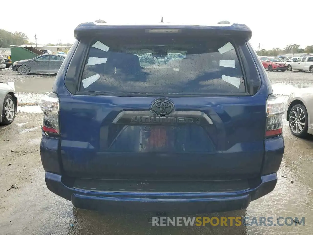 6 fotografías del automóvil dañado JTERU5JR6P6107675 TOYOTA 4RUNNER SE 2023