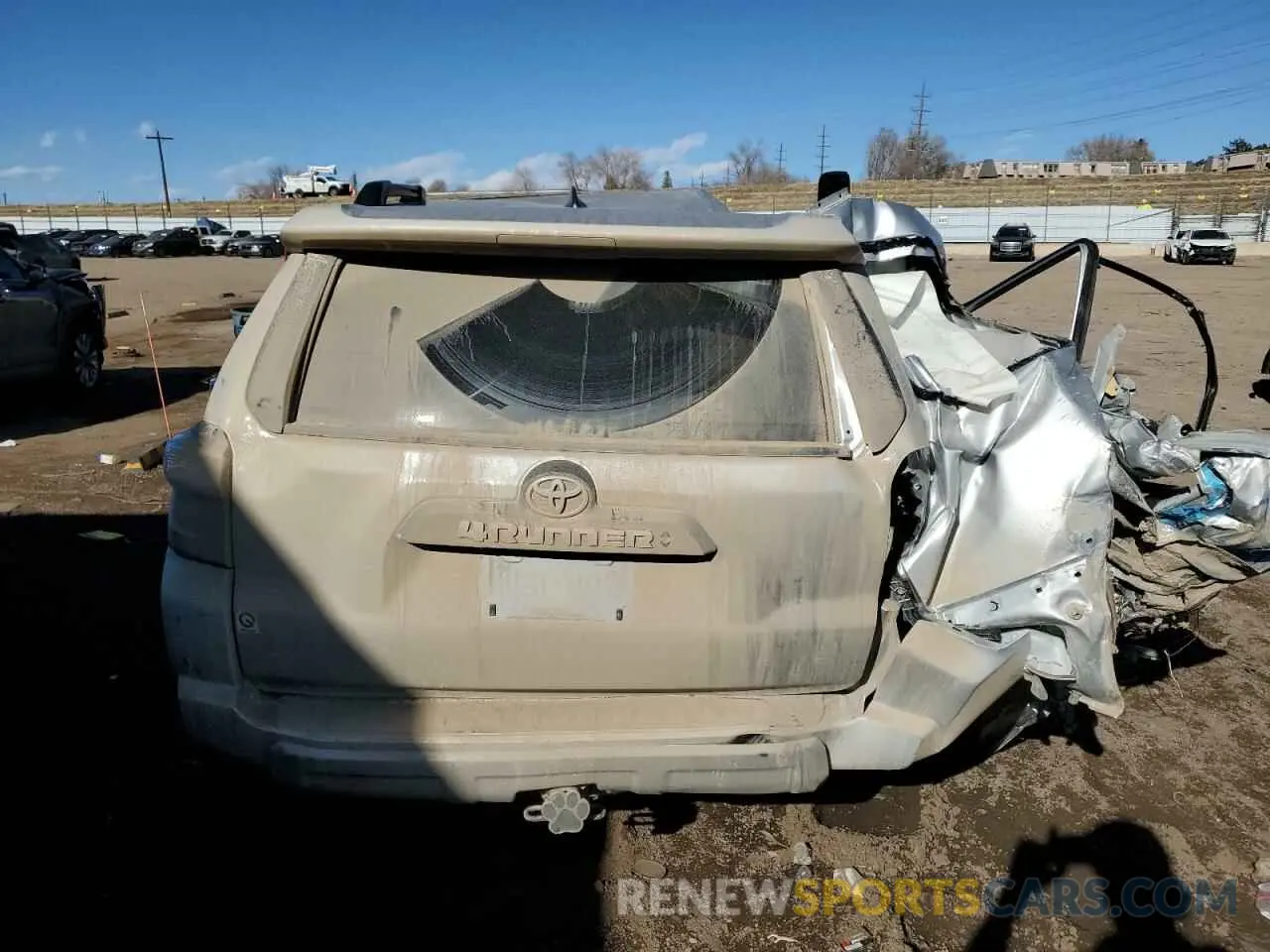 6 fotografías del automóvil dañado JTERU5JR8P6150186 TOYOTA 4RUNNER SE 2023