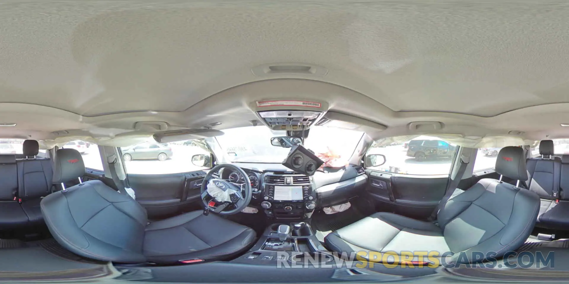 13 fotografías del automóvil dañado JTERU5JR8P6176996 TOYOTA 4RUNNER SE 2023
