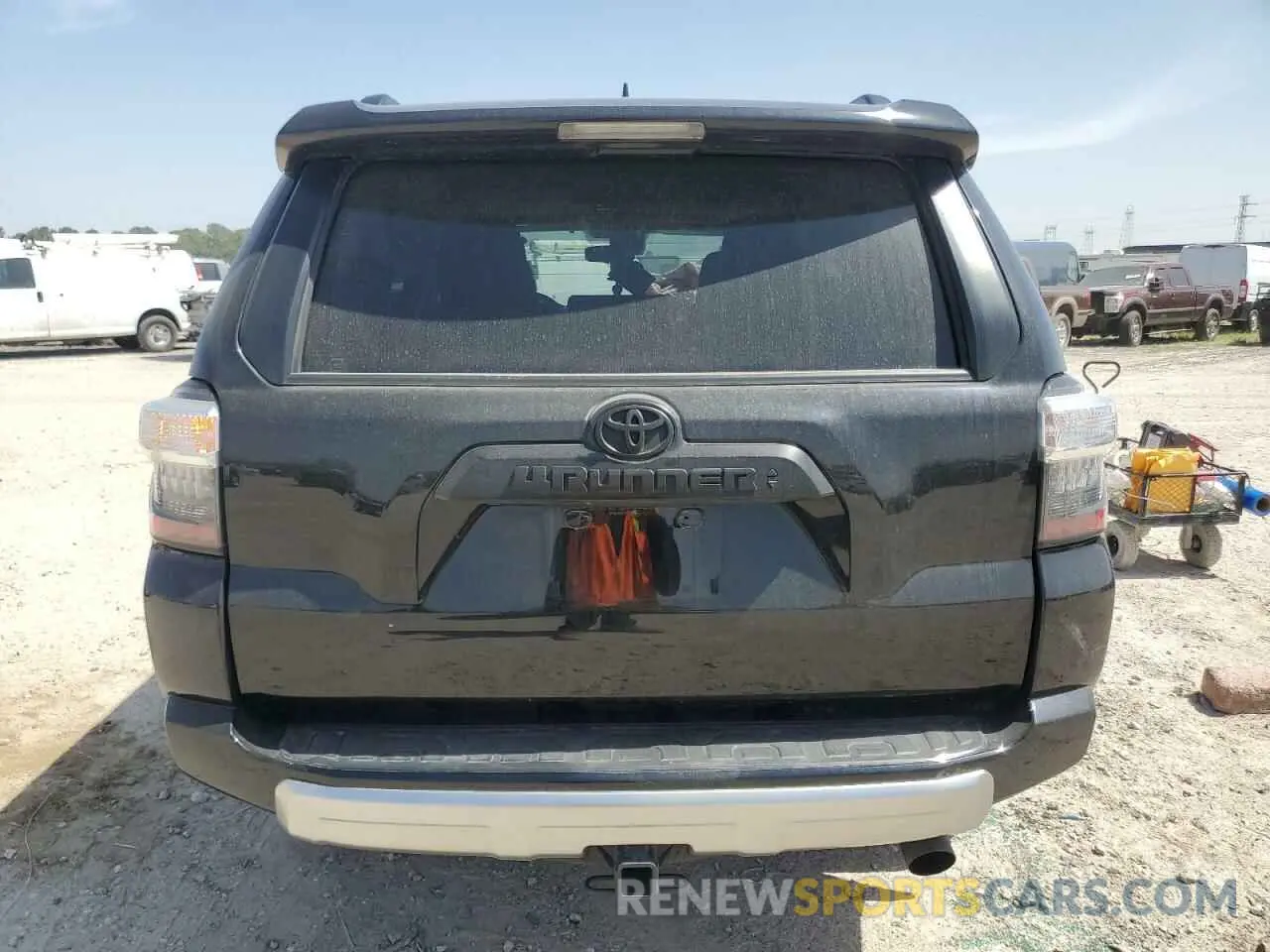 6 fotografías del automóvil dañado JTERU5JR8P6176996 TOYOTA 4RUNNER SE 2023