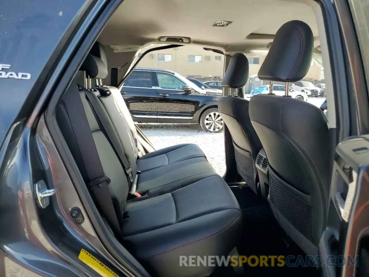 11 fotografías del automóvil dañado JTERU5JR9P6132909 TOYOTA 4RUNNER SE 2023