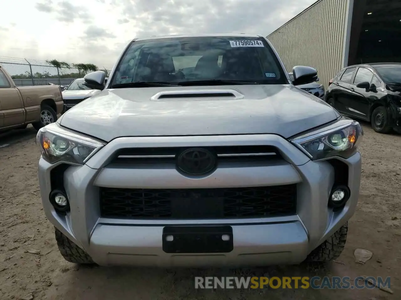 5 fotografías del automóvil dañado JTERU5JRXP6192410 TOYOTA 4RUNNER SE 2023