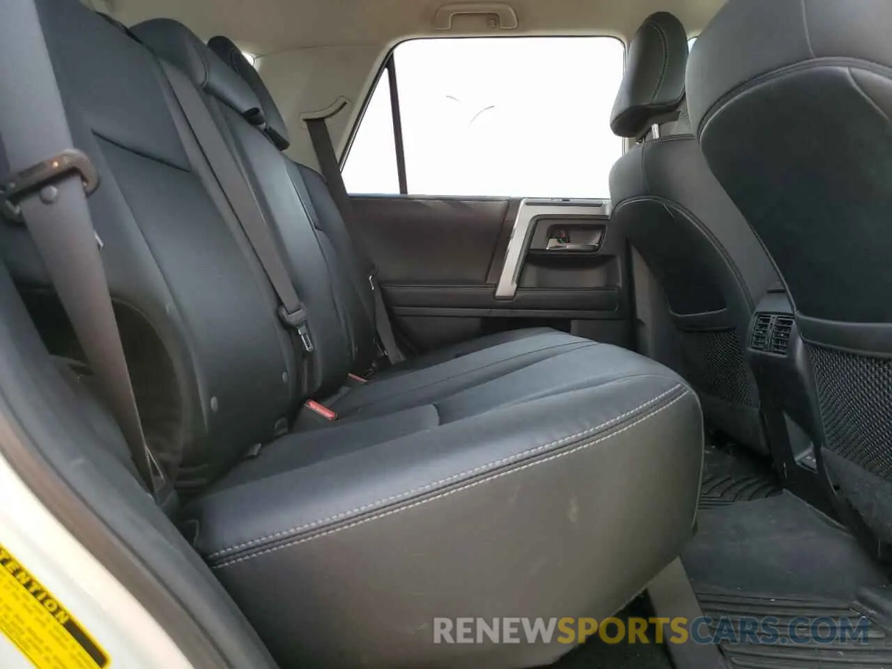 11 fotografías del automóvil dañado JTESU5JR6P6097795 TOYOTA 4RUNNER SE 2023