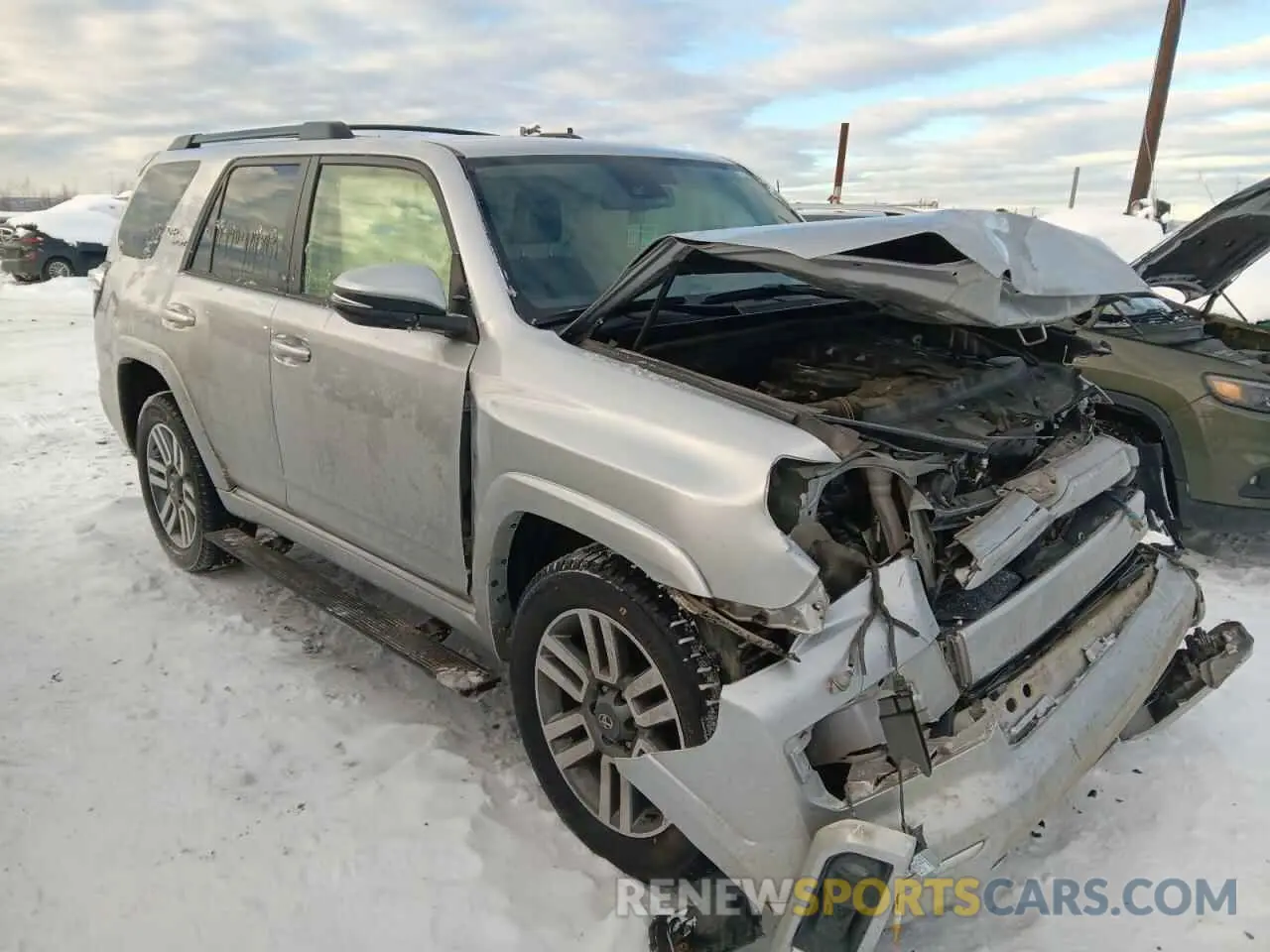 4 fotografías del automóvil dañado JTESU5JR9P6149193 TOYOTA 4RUNNER SE 2023