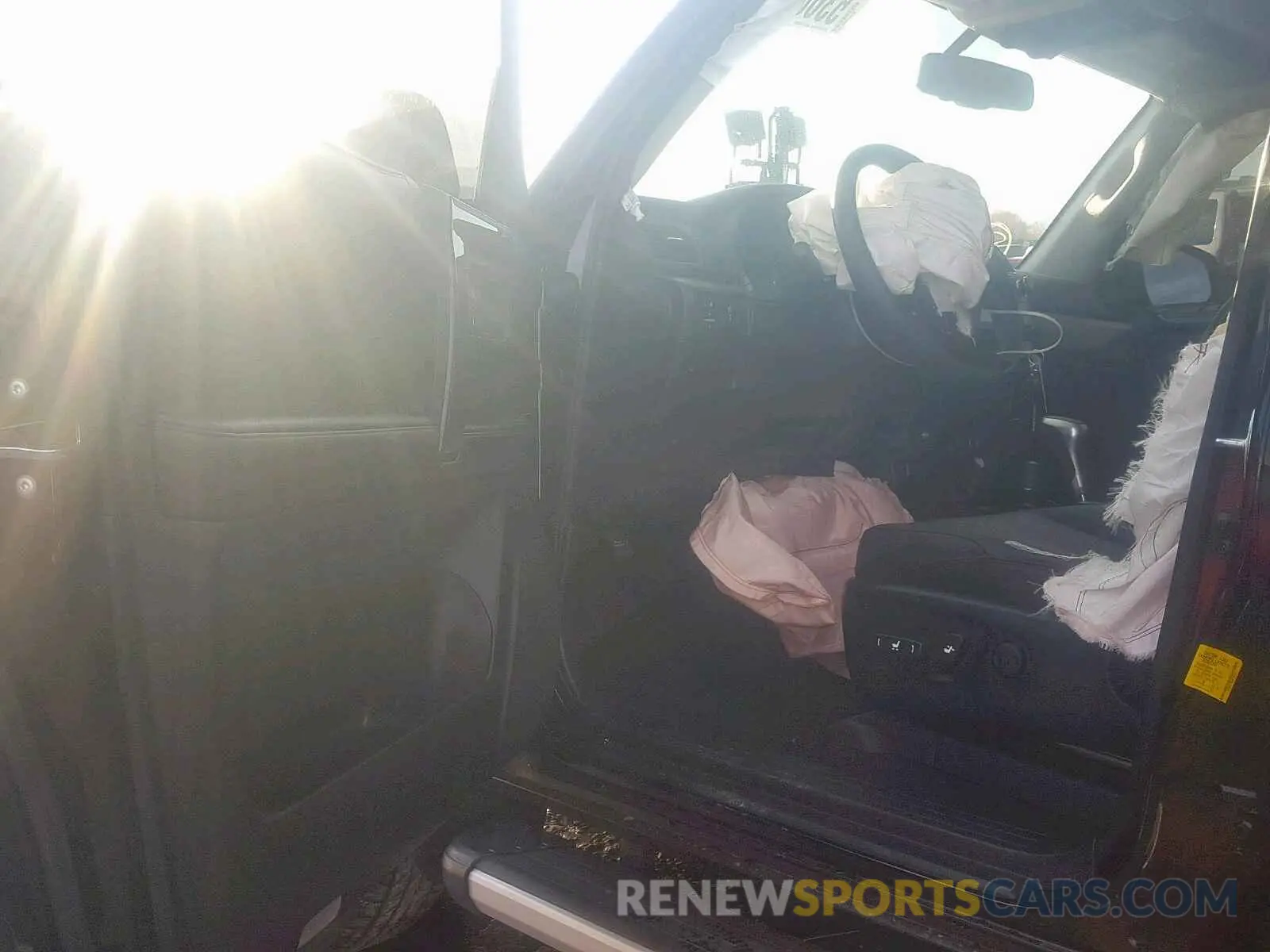 9 fotografías del automóvil dañado JTEBU5JR4K5715226 TOYOTA 4RUNNER SR 2019