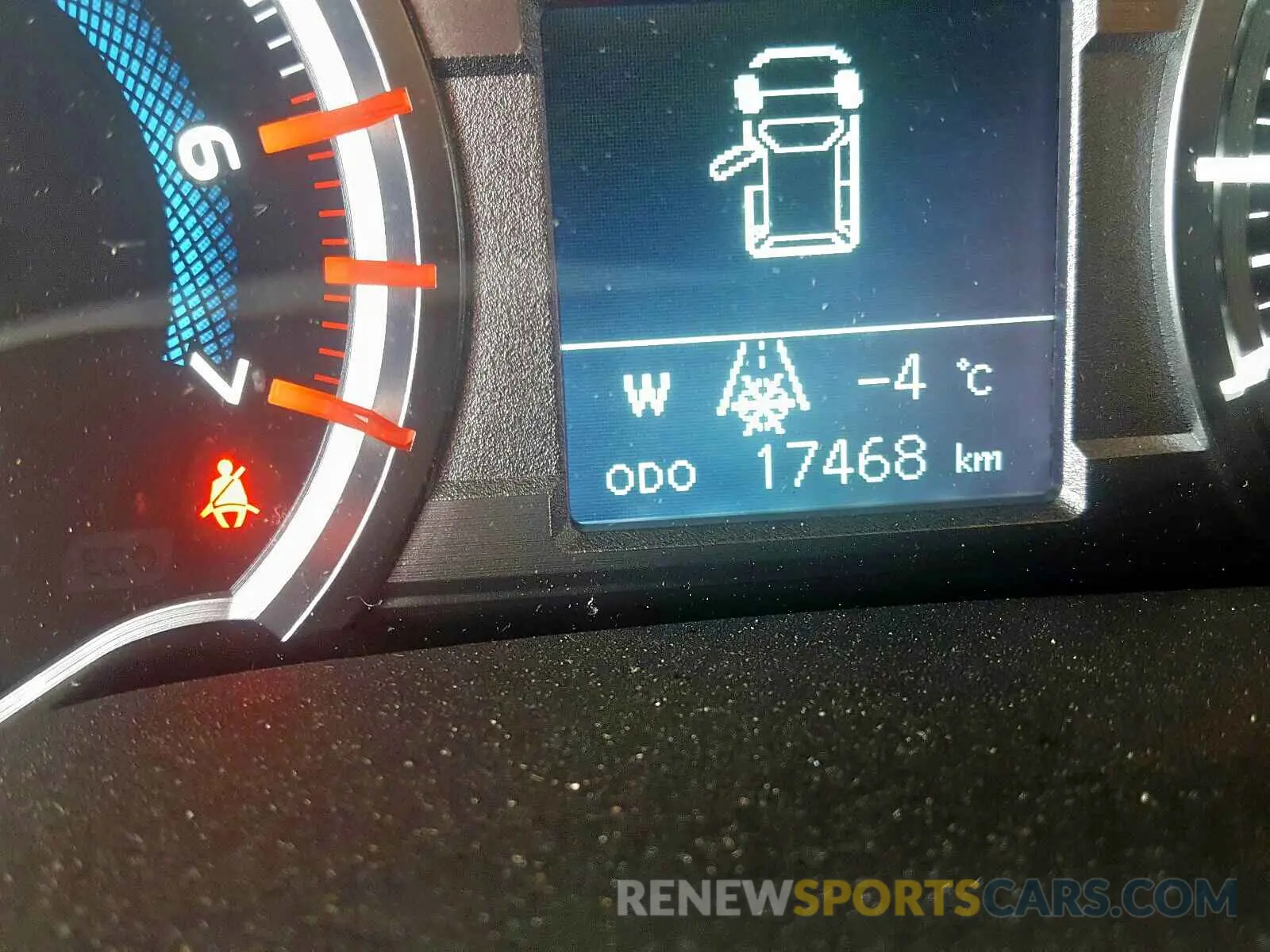 8 fotografías del automóvil dañado JTEBU5JR4K5726095 TOYOTA 4RUNNER SR 2019