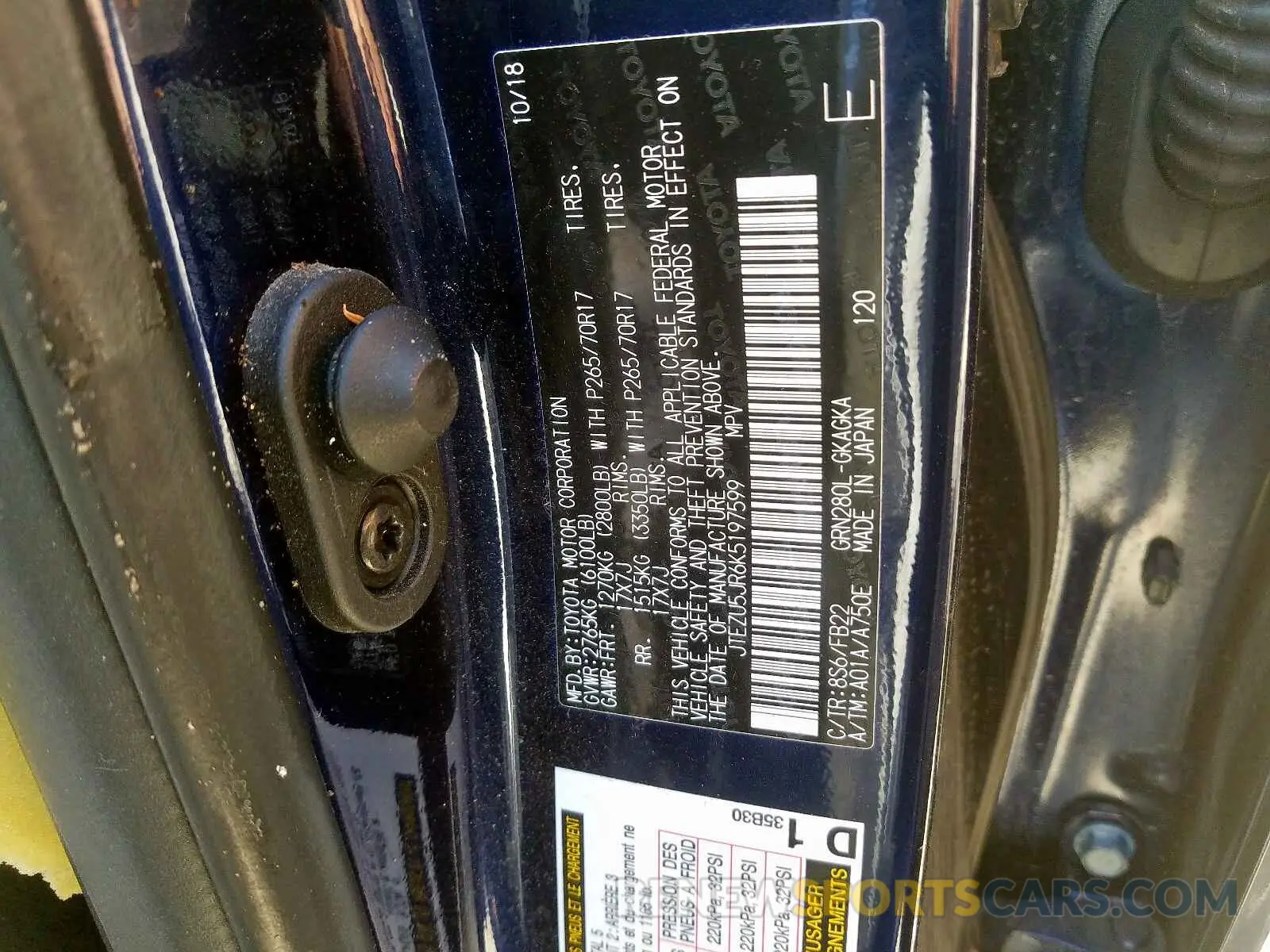 10 fotografías del automóvil dañado JTEZU5JR6K5197599 TOYOTA 4RUNNER SR 2019